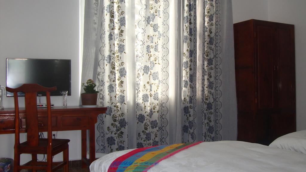 Faier Harbour Inn Dali  Rom bilde