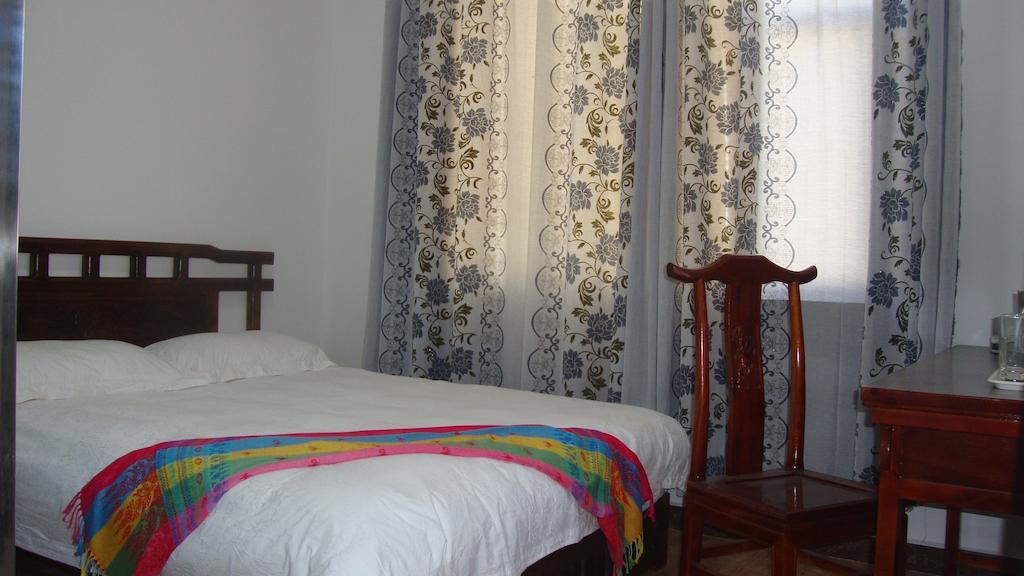 Faier Harbour Inn Dali  Rom bilde
